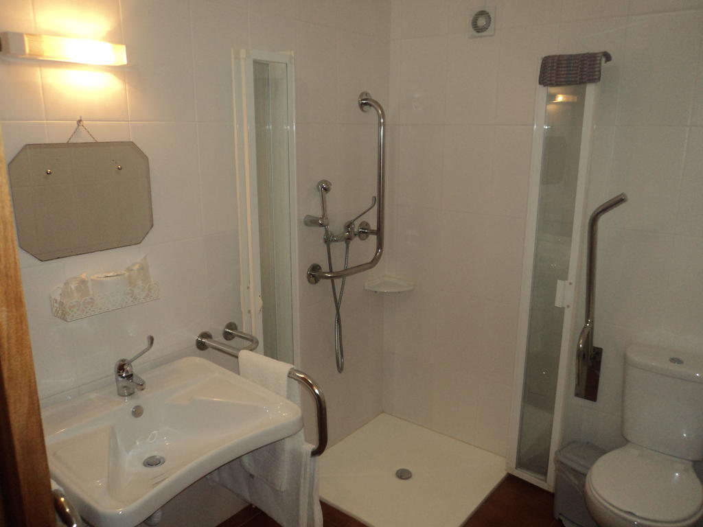 A Toca Do Grilo Hotell Carvalhal  Rum bild